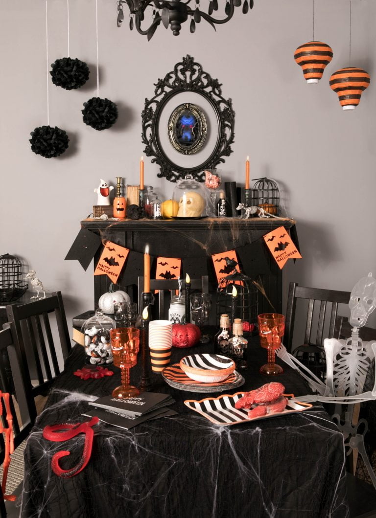 Poundland Halloween 2018 partyware