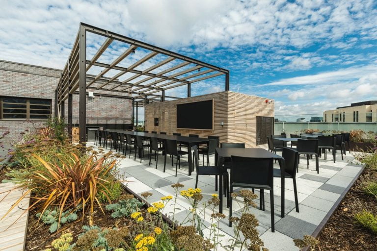Rooftop space for residents of Beton