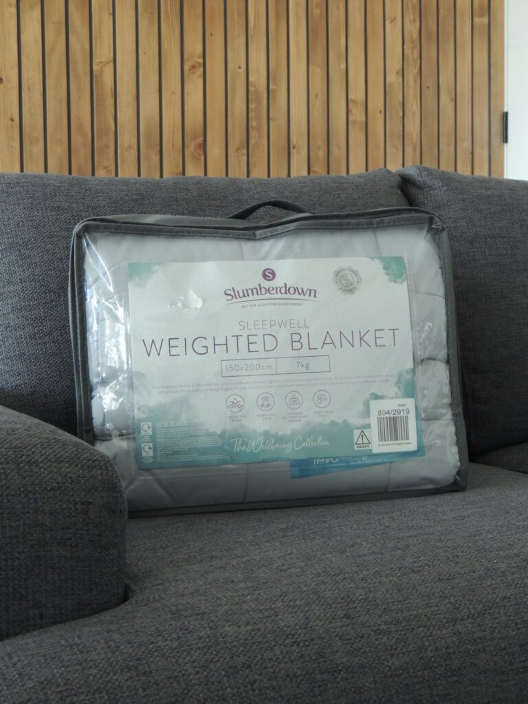 Slumberdown Sleepwell Weighted Blanket.